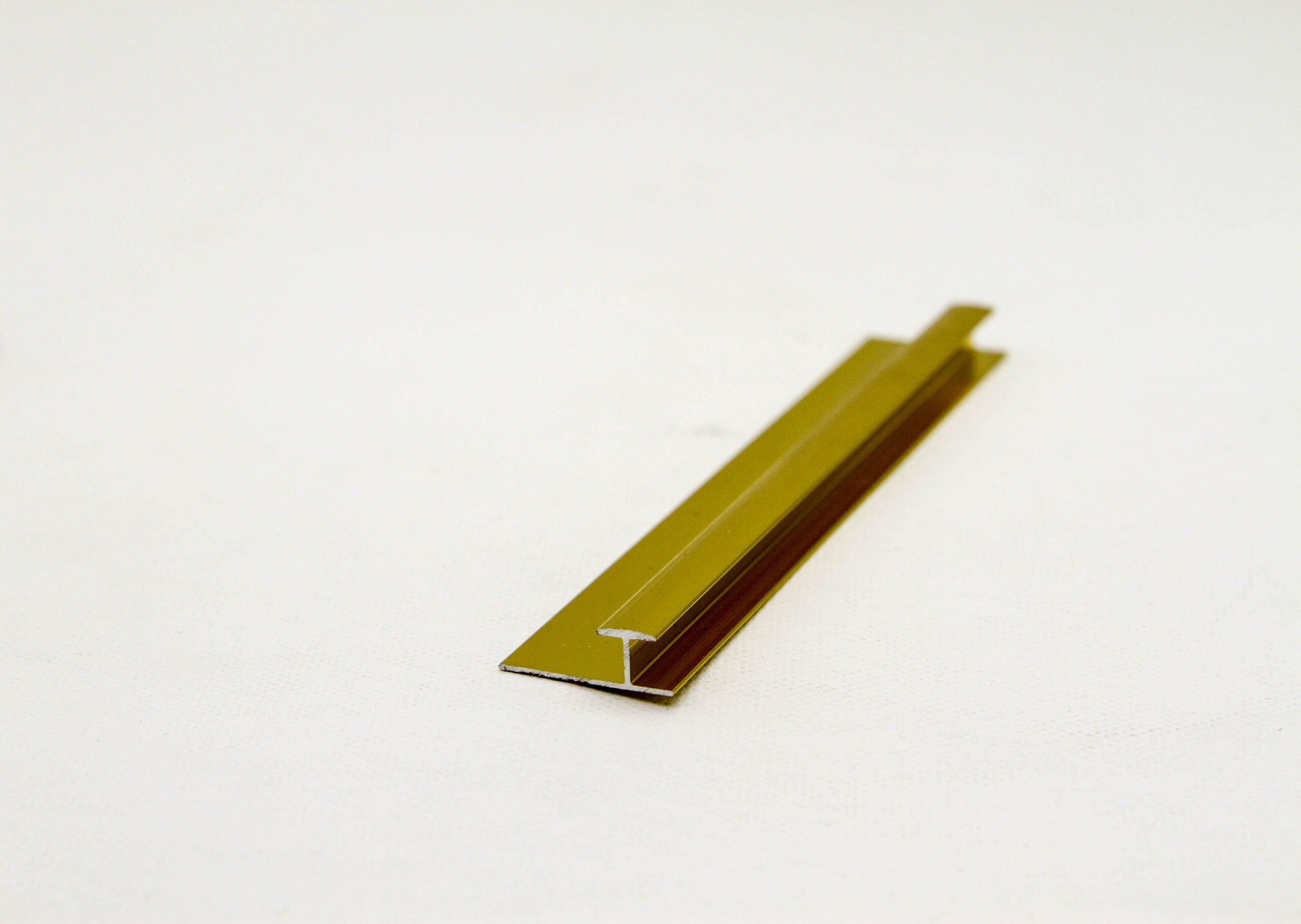 HY-UV-HTRIM H TRIM 2.5M